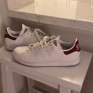 adidas stan smith cursive heel